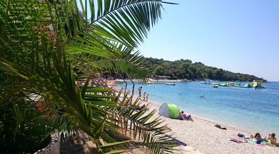 Caramel Comforts With Sea View In Stinjan Only 300 Meters From The Beach PUY Exterior foto